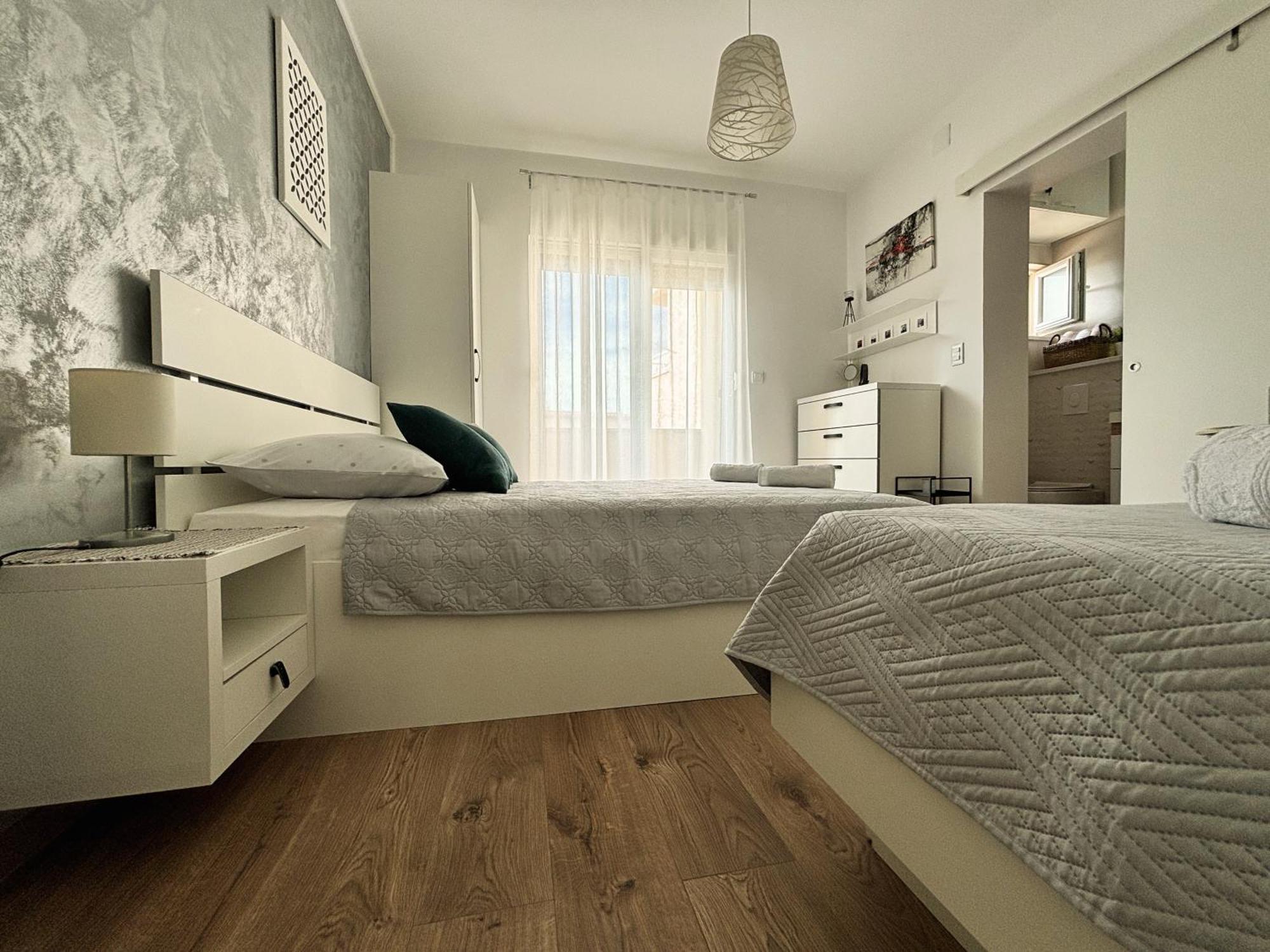 Sea & Sun Apartments Tučepi Habitación foto